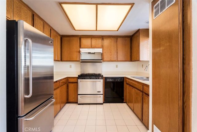 545 South, Glendale, CA 91202