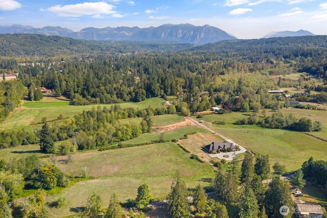 31918 SE 44th Street, Fall City, WA 98024