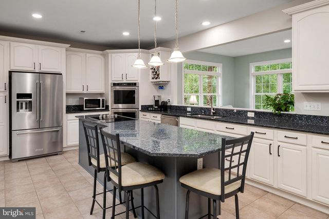 1654 BRAID HILLS DR, Pasadena, MD 21122