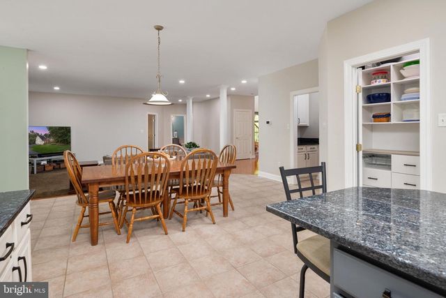 1654 BRAID HILLS DR, Pasadena, MD 21122