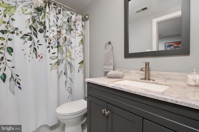 1654 BRAID HILLS DR, Pasadena, MD 21122