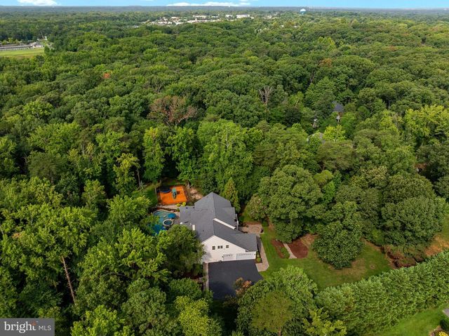 1654 BRAID HILLS DR, Pasadena, MD 21122