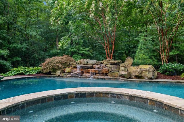 1654 BRAID HILLS DR, Pasadena, MD 21122