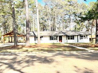 1336 Union St, Brookhaven, MS 39601