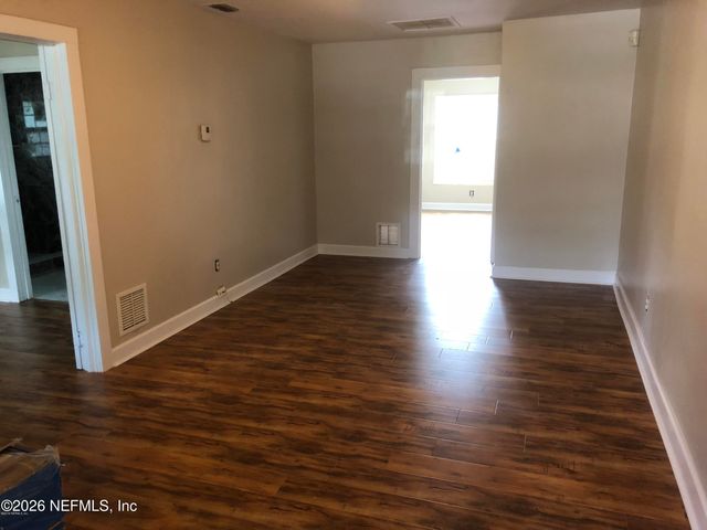 925 PHILLIPS Street 3, Jacksonville, FL 32207