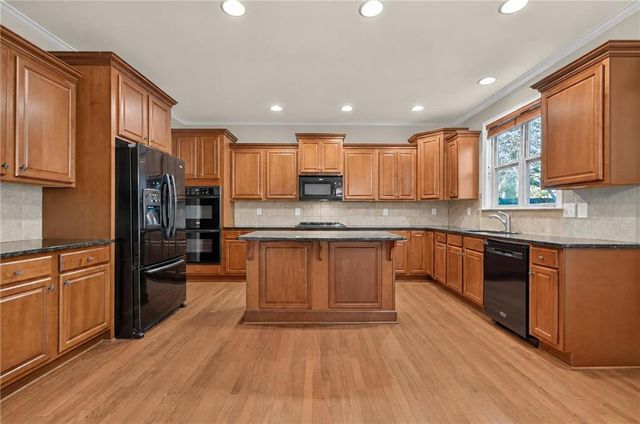 2035 Manor View, Cumming, GA 30041