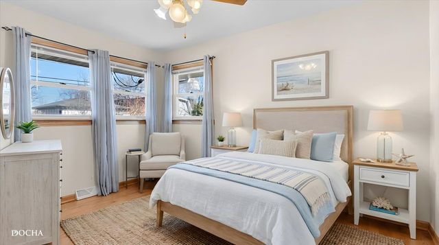 7132 W 84th Place, Burbank, IL 60459