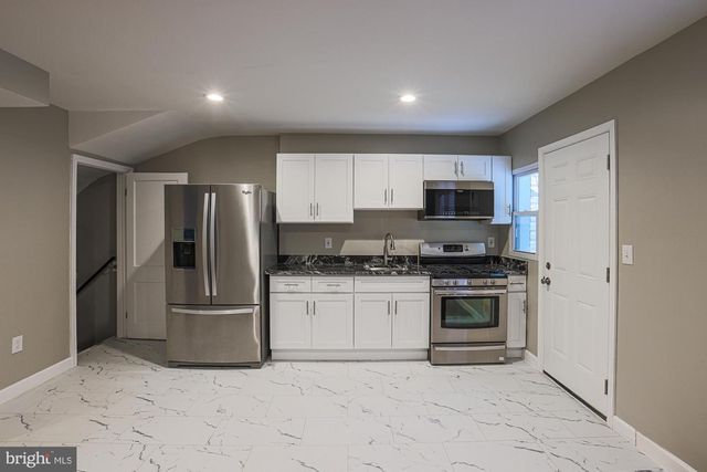 2454 TERRA FIRMA RD, Baltimore, MD 21225