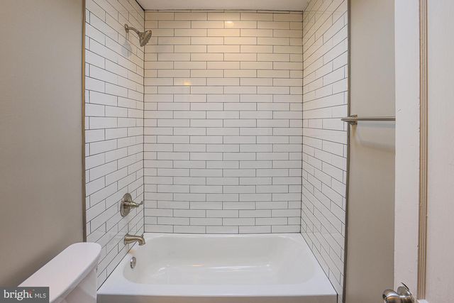 2454 TERRA FIRMA RD, Baltimore, MD 21225
