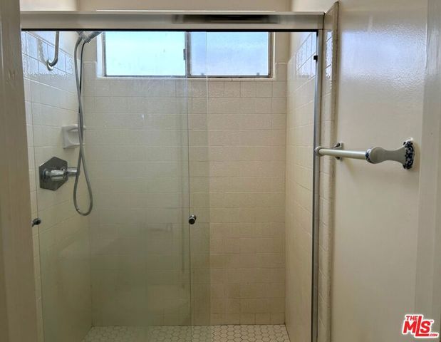 3741 Westwood Blvd 4, Los Angeles, CA 90034