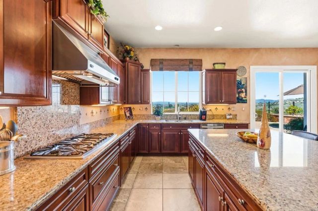 7090 Corintia Street, Carlsbad, CA 92009