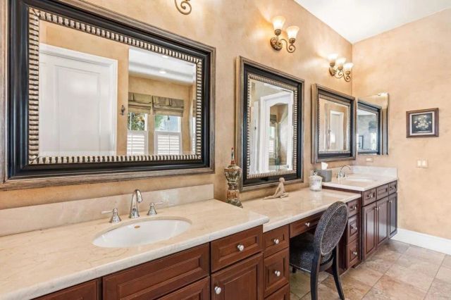 7090 Corintia Street, Carlsbad, CA 92009