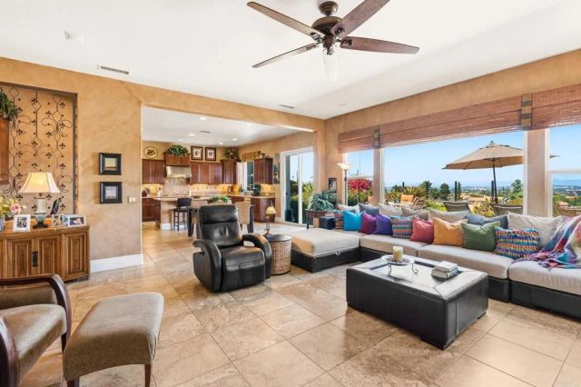 7090 Corintia Street, Carlsbad, CA 92009