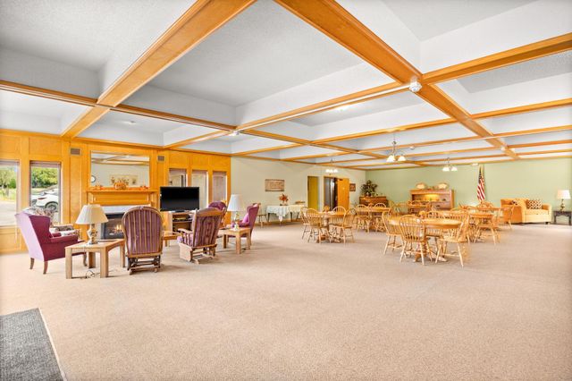 250 Freemont Avenue SE 136, Hutchinson, MN 55350