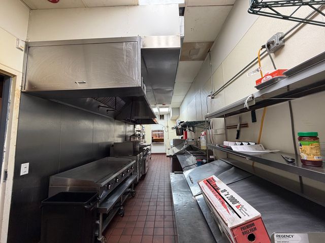 112 W Park Avenue, Elmhurst, IL 60126