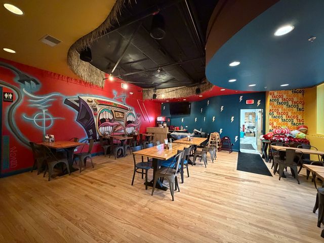 112 W Park Avenue, Elmhurst, IL 60126