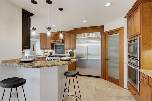 15311 Crestview, Poway, CA 92064