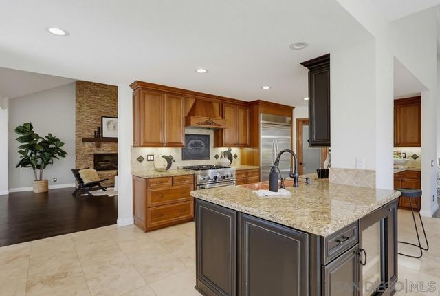 15311 Crestview, Poway, CA 92064
