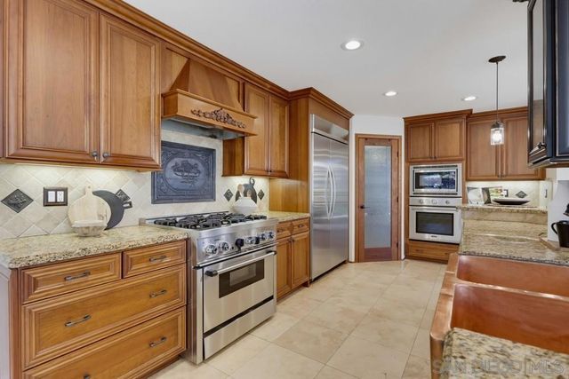 15311 Crestview, Poway, CA 92064