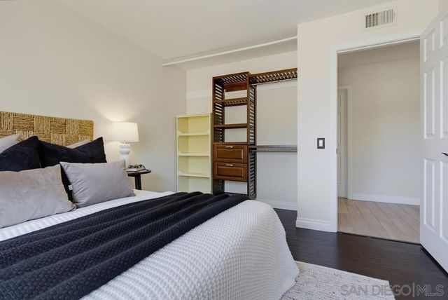 15311 Crestview, Poway, CA 92064
