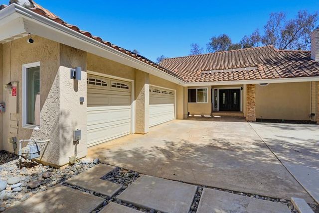 15311 Crestview, Poway, CA 92064