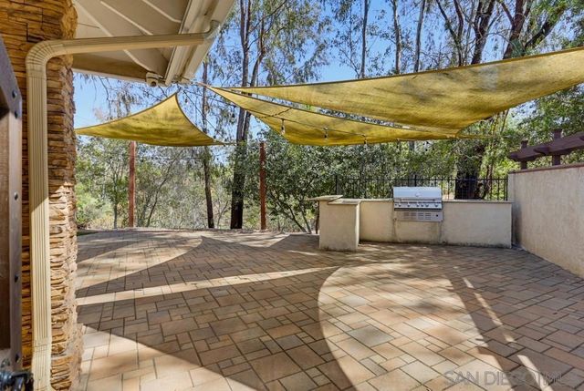 15311 Crestview, Poway, CA 92064