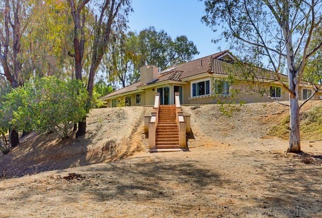 15311 Crestview, Poway, CA 92064