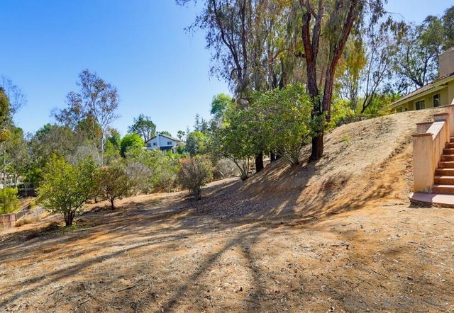 15311 Crestview, Poway, CA 92064