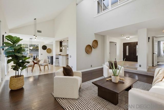 15311 Crestview, Poway, CA 92064