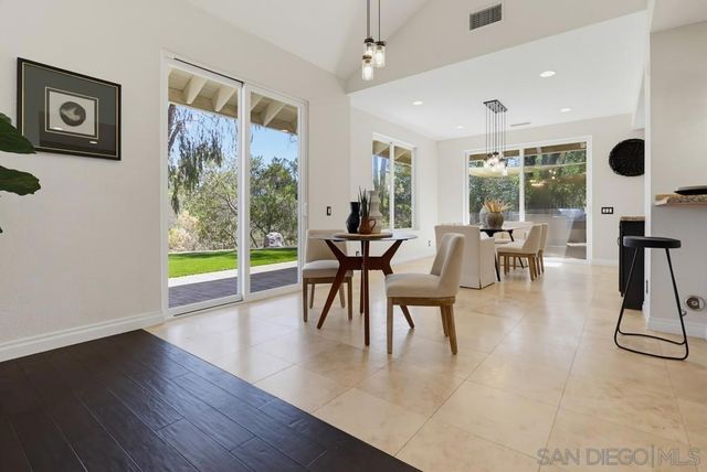 15311 Crestview, Poway, CA 92064