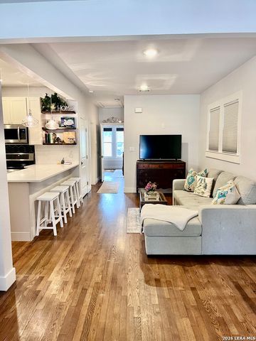 614 E Mulberry, San Antonio, TX 78212
