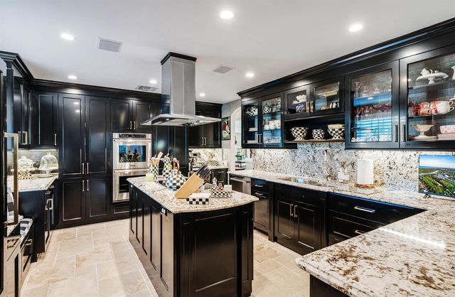 11818 Lost Tree Way, North Palm Beach, FL 33408