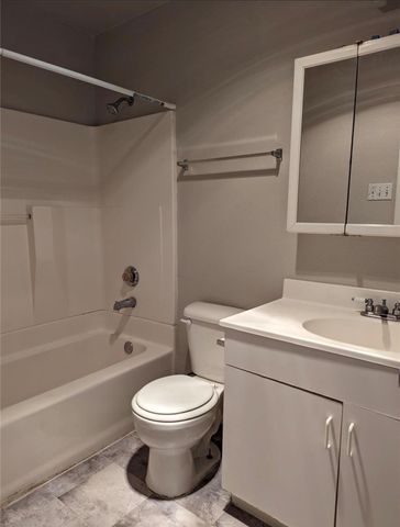 2405 W Slaughter LN B, Austin, TX 78748
