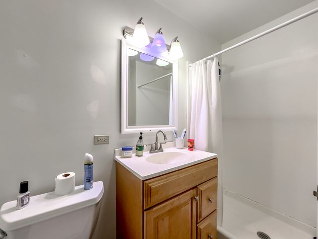 6711 N SHERIDAN Road 1N, Chicago, IL 60626