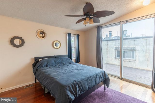 1034 MARLBOROUGH ST, Philadelphia, PA 19125
