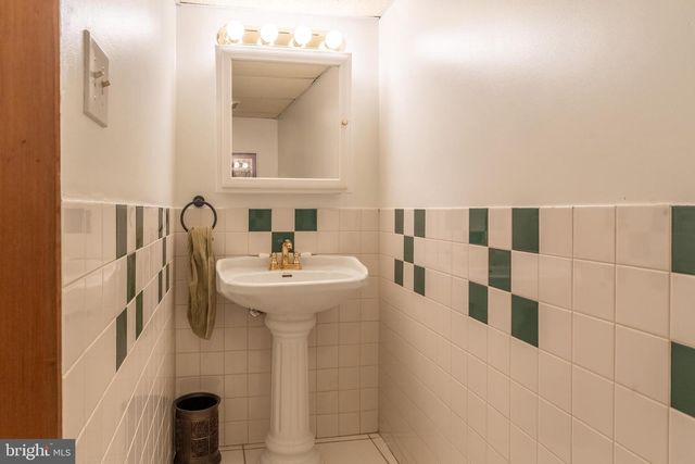 1034 MARLBOROUGH ST, Philadelphia, PA 19125