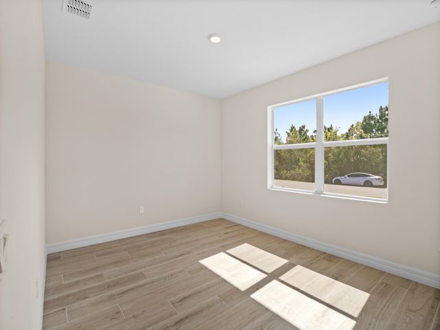 965 Quinn Street SE, Palm Bay, FL 32909