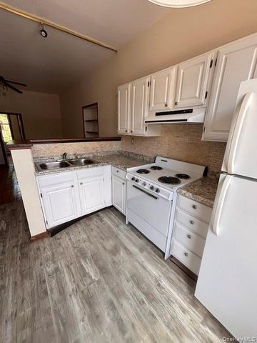 263B Main St., Beacon, NY 12508