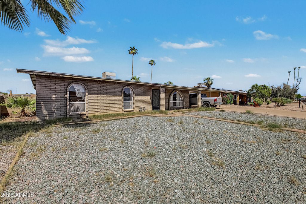 618 E VIA ELENA Street, Goodyear, AZ 85338 — photo 2