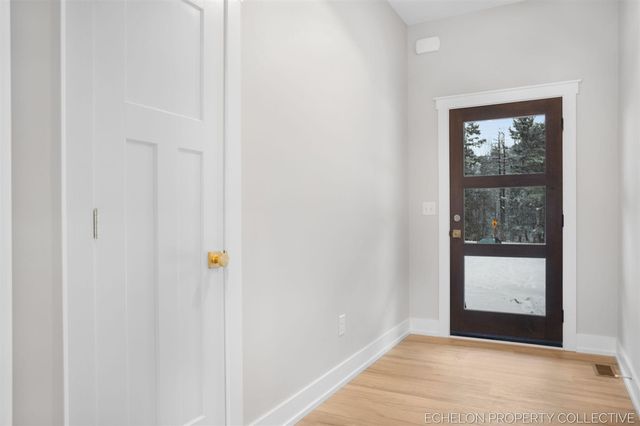 3317 E Sternberg Road, Fruitport, MI 49415