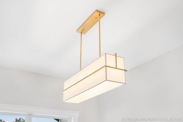 3317 E Sternberg Road, Fruitport, MI 49415