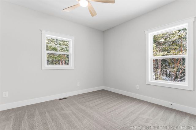 3317 E Sternberg Road, Fruitport, MI 49415