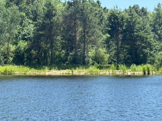 3317 E Sternberg Road, Fruitport, MI 49415