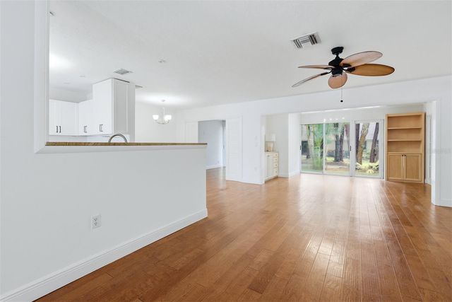 5273 VILLA MAJORCA COURT 25, Sarasota, FL 34235
