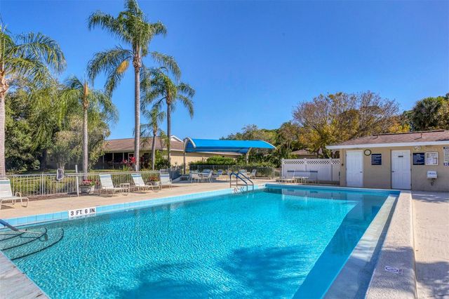 5273 VILLA MAJORCA COURT 25, Sarasota, FL 34235