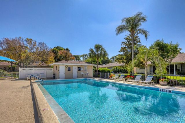 5273 VILLA MAJORCA COURT 25, Sarasota, FL 34235