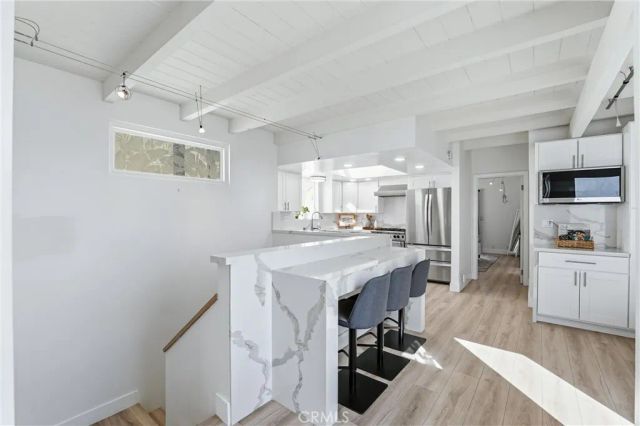 885 Tia Juana, Laguna Beach, CA 92651