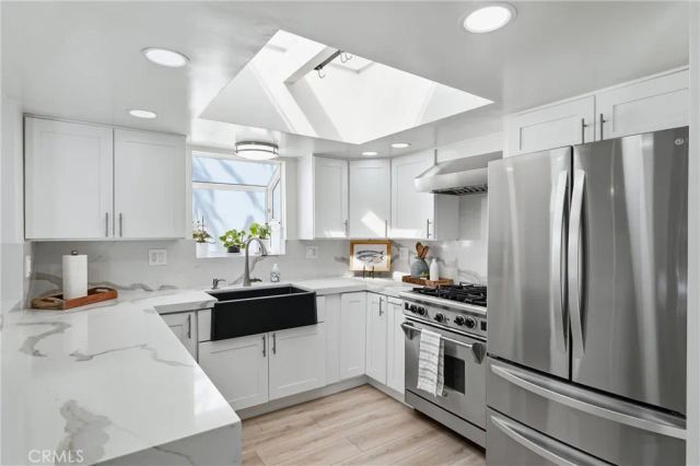 885 Tia Juana, Laguna Beach, CA 92651