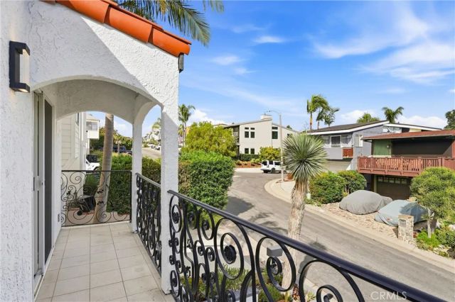 885 Tia Juana, Laguna Beach, CA 92651