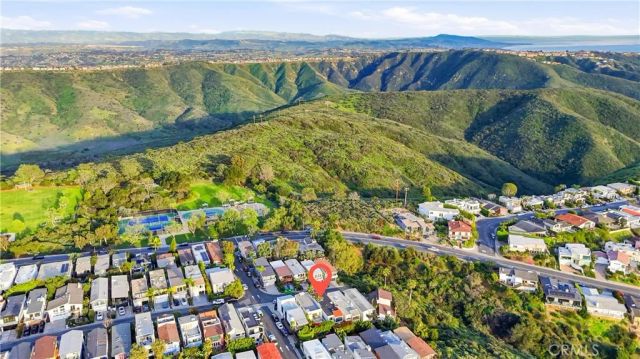 885 Tia Juana, Laguna Beach, CA 92651